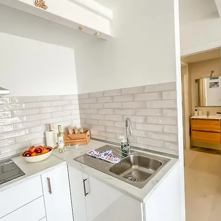 Apartment Casa Burgao 2 On The Front Line With Seaview Terrace *
